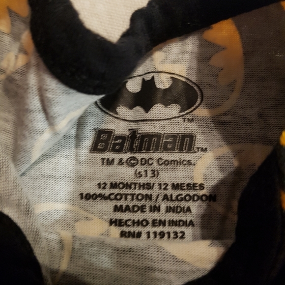 Boys 12 months rompers 1 batman, 1 checkered - Picture 2 of 3